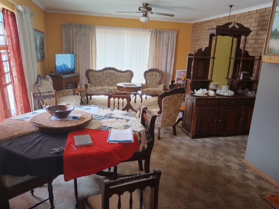 3 Bedroom Property for Sale in Heiderand Western Cape